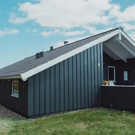 Neno - 100m From The Sea By Interhome