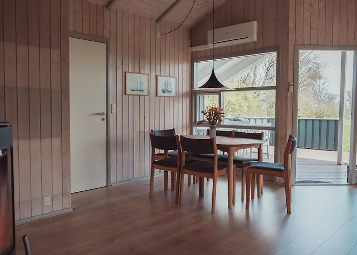 Neno - 100m From The Sea By Interhome *